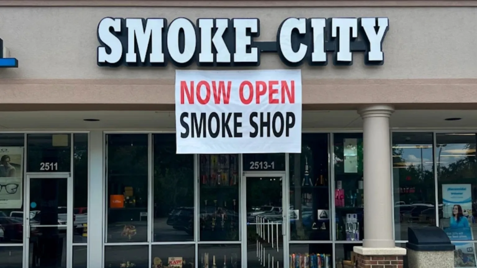 Smoke City storefront